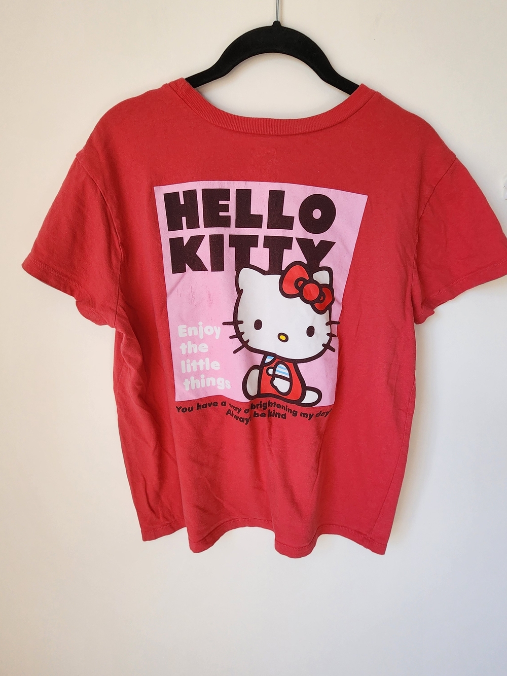Hello Kitty Tee - Picture 6 of 12